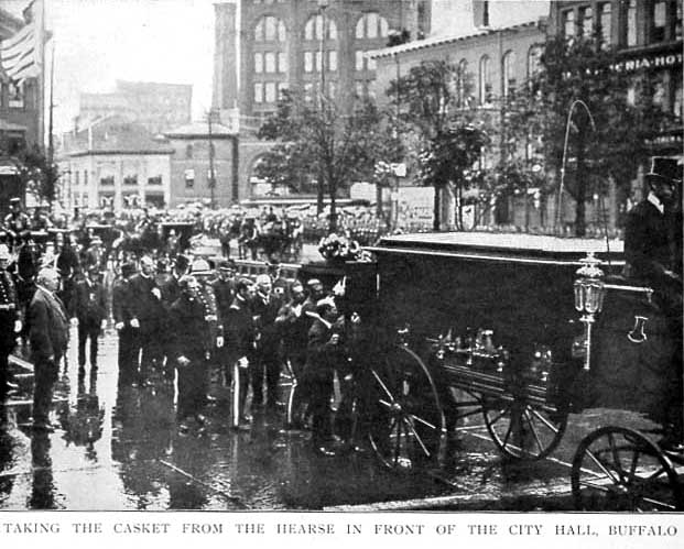 13hearse.JPG